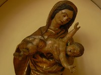 Vierge à l'enfant turbulent