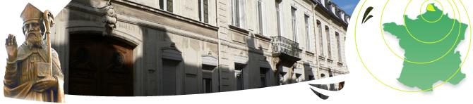 Depuis 1906, l'évêché est installé 6 rue des Fours