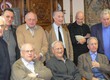Quelques prêtres et Mgr Leuliet