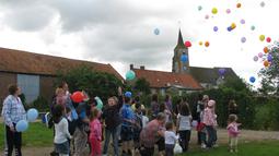 16-- Le lâcher de ballons