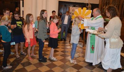 Remise des croix