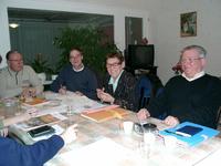 Charles Boca entouré de Suzanne Viseux de Sainte-Thérèse en liévinois et de Henri Walkowiak qui a récemment rejoint l’équipe de Saint-Vincent de Bully-en-Gohelle